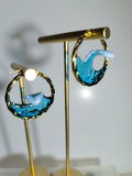 Argollas medianas con relieve de olas suaves