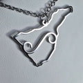 Collar Tenerife argolla canaria símbolo simple silver pendant necklace with elegant wave design on chain